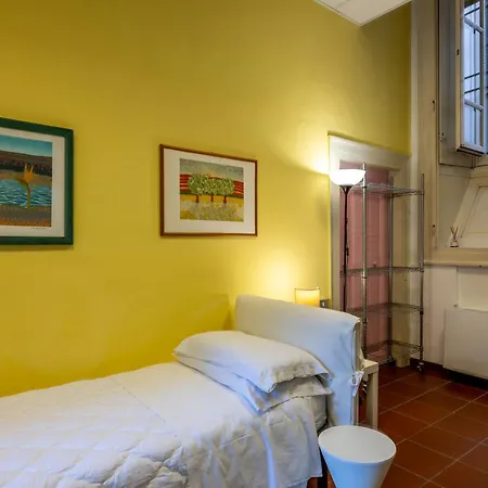 Cozy Corner In Center *