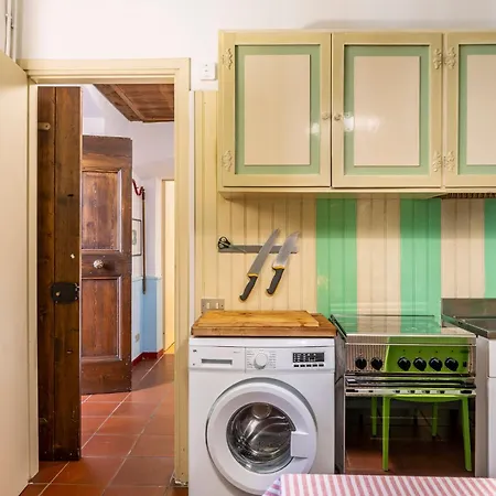 Daire Cozy Corner In Center Brescia